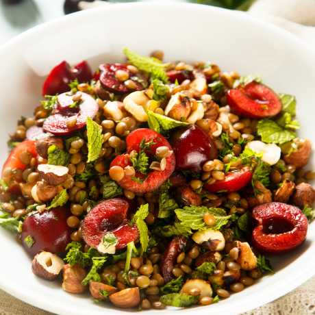 Ensalada lentejas y cerezas