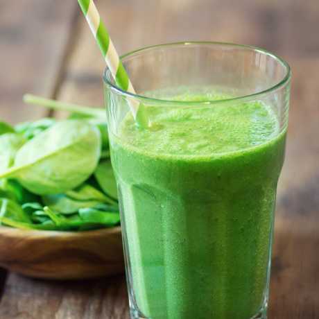 Smoothie verde de jengibre 16