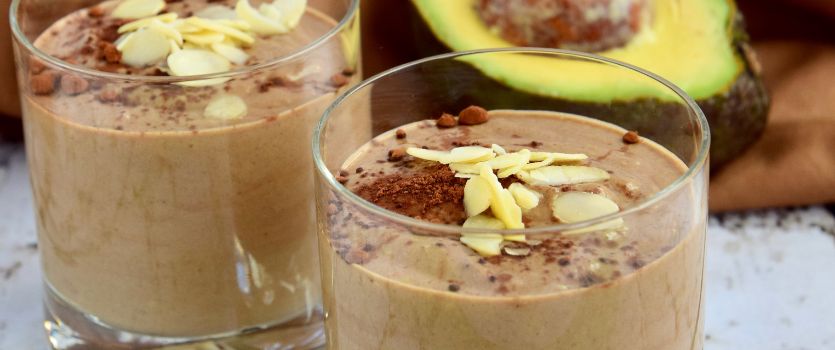 Smoothie de chocolate y aguacate 1