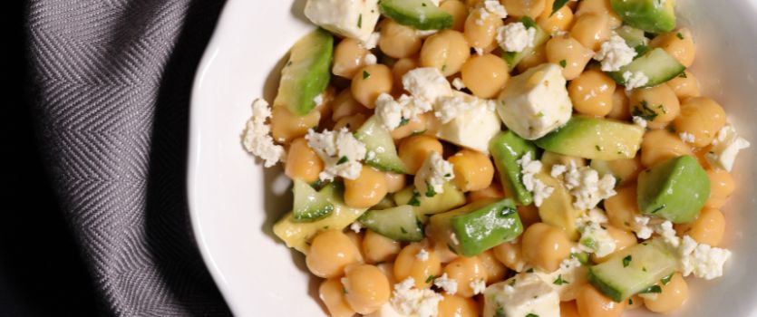 Ensalada de garbanzos y aguacate 1